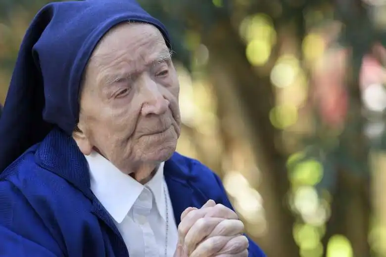 安德烈修女：世界最長壽人瑞享嵩壽118歲